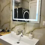 Apartment Experience New Bazaar 02 *
